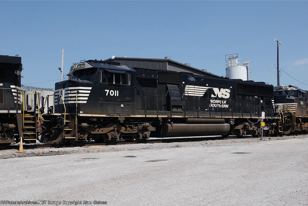 WE 7011